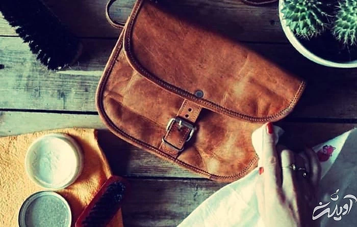 واکس کیف چرم